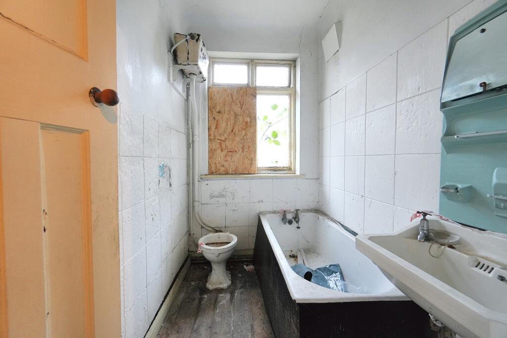 36003872.0dusO T202501171147.jpg