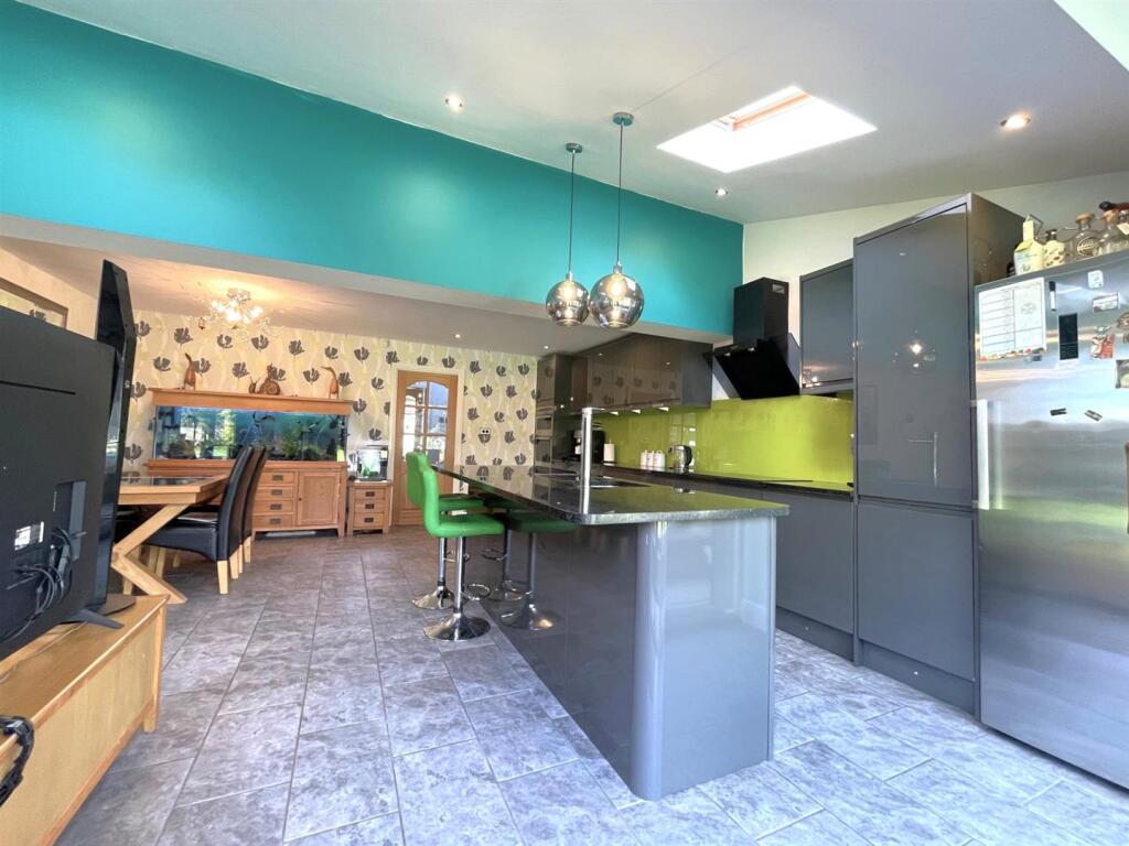 c11.jpg