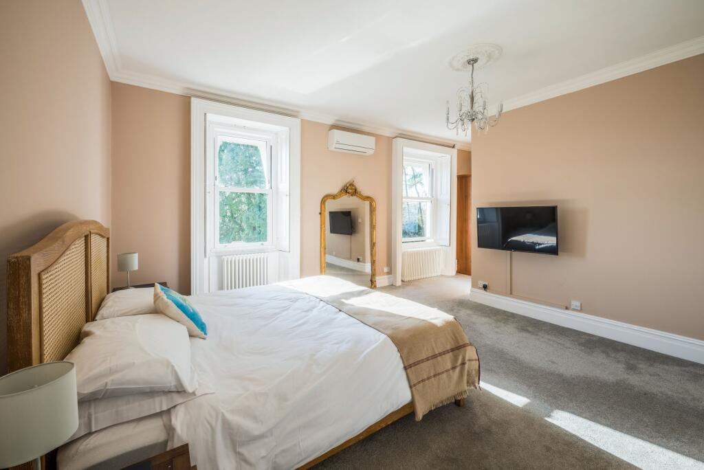 Primary Bedroom (view b)