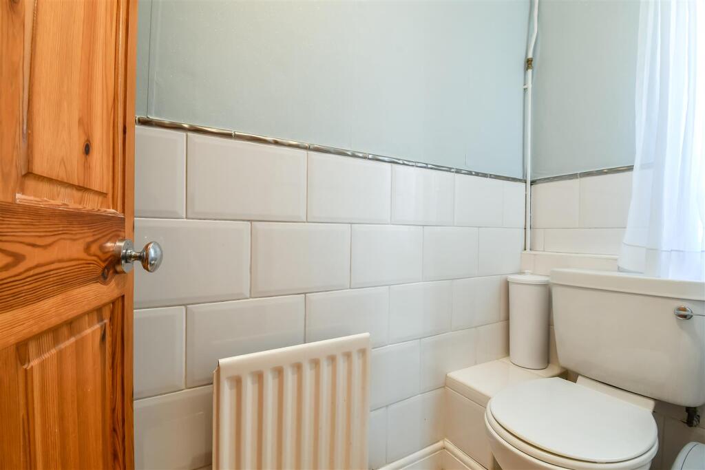 W.C Cloakroom