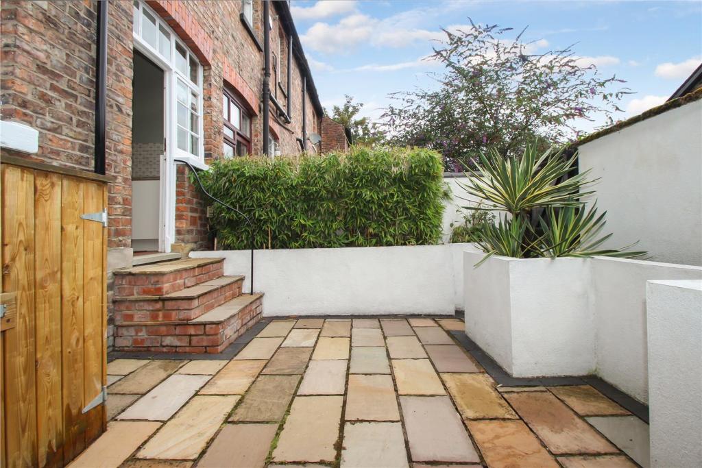 Courtyard Garden aspect 2