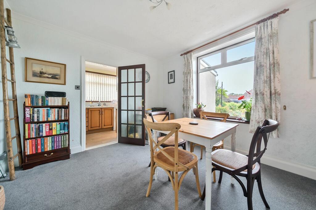 Dining Room (2)