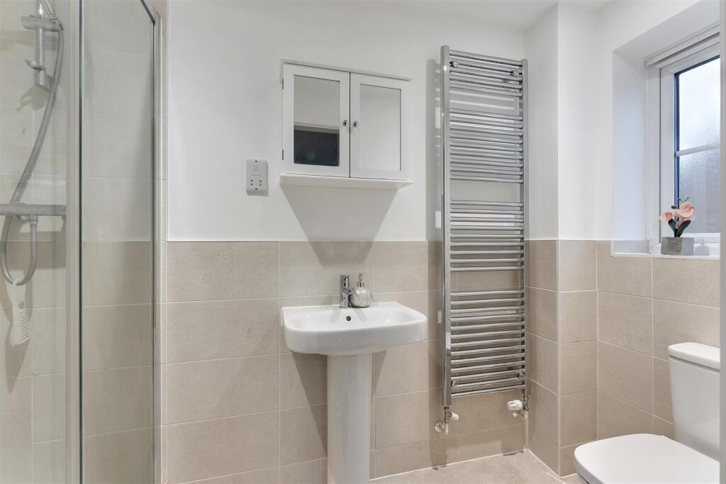 23 Moncrief Drive PH-24.jpg