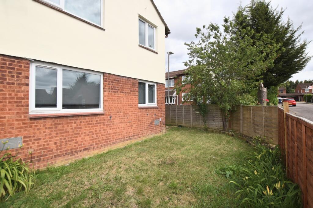 6 Simonsbath front garden