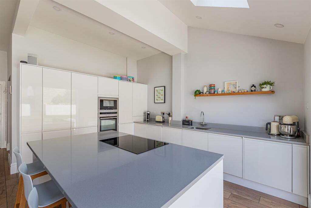 Winchester Avenue 21-34.jpg