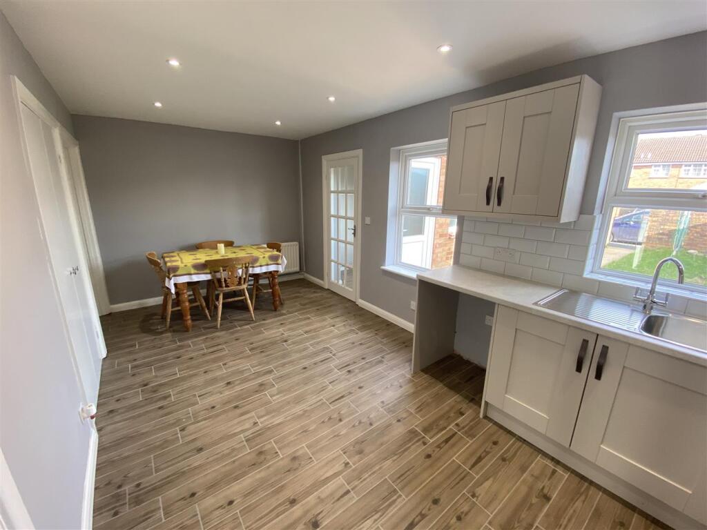 Kitchen Diner 1 of 3