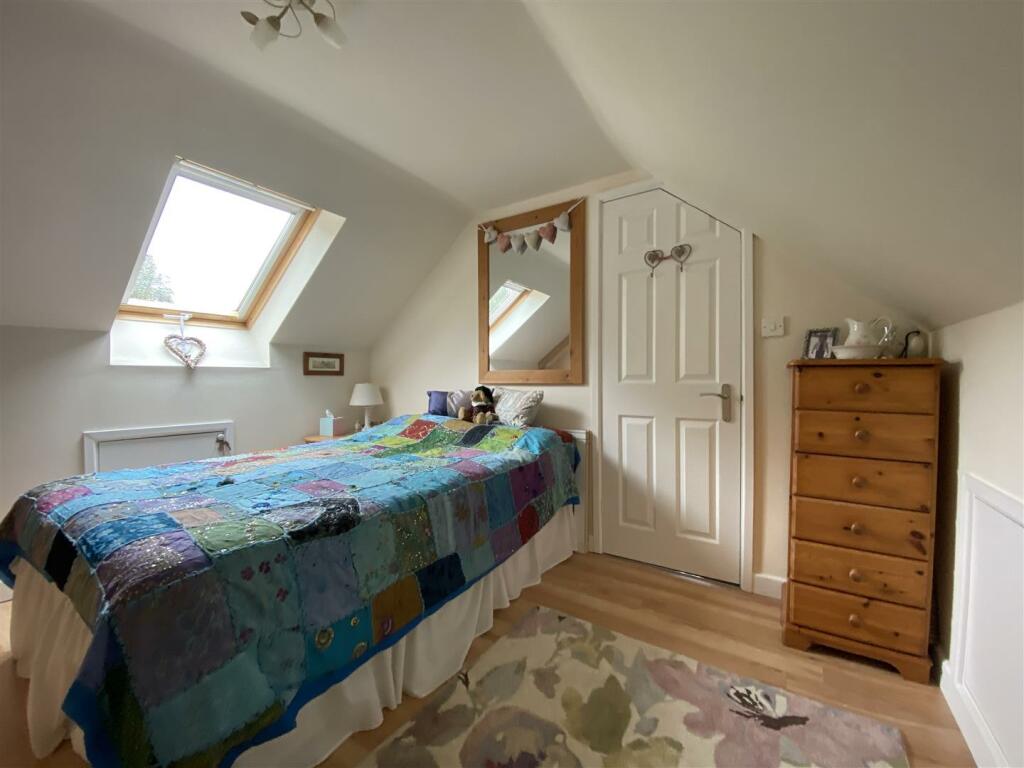 Bedroom no.4 rear double: