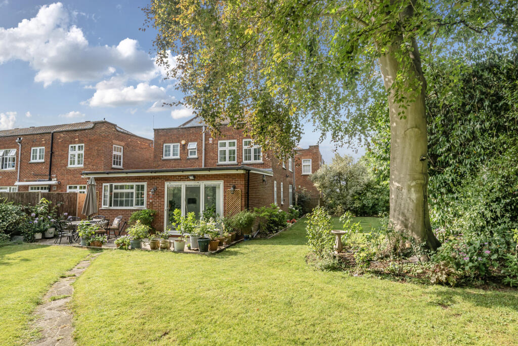 1318982-17-6866c6...