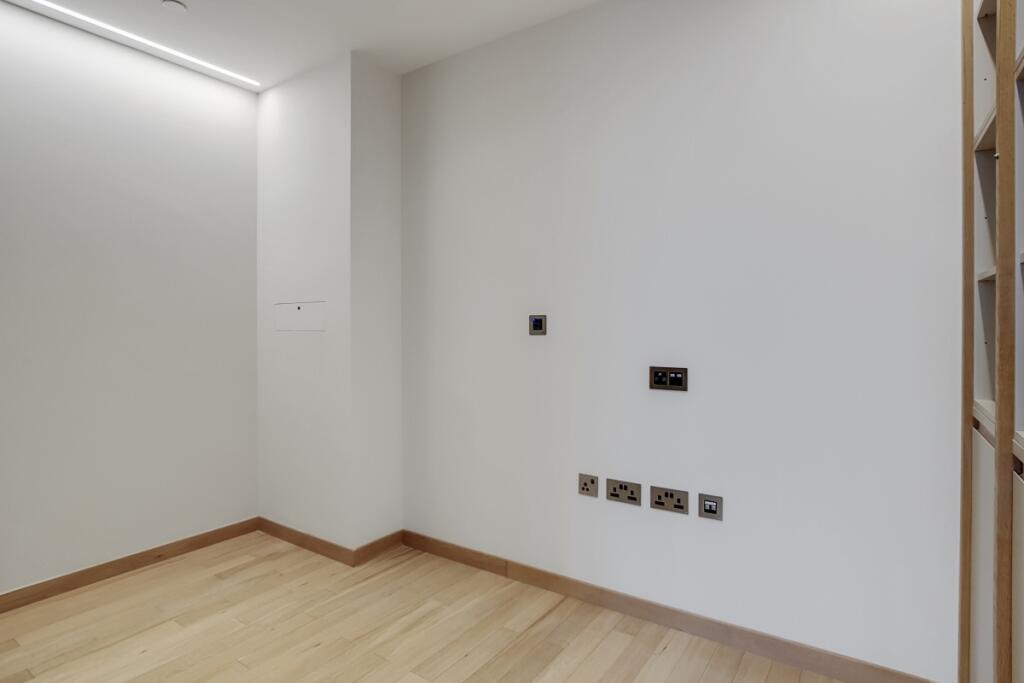 11_Dressing_Room_5