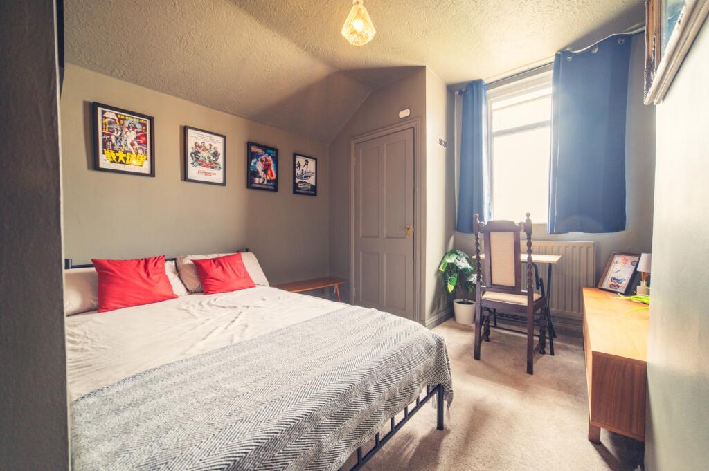 Call 02920 668585 to secure your viewing _26