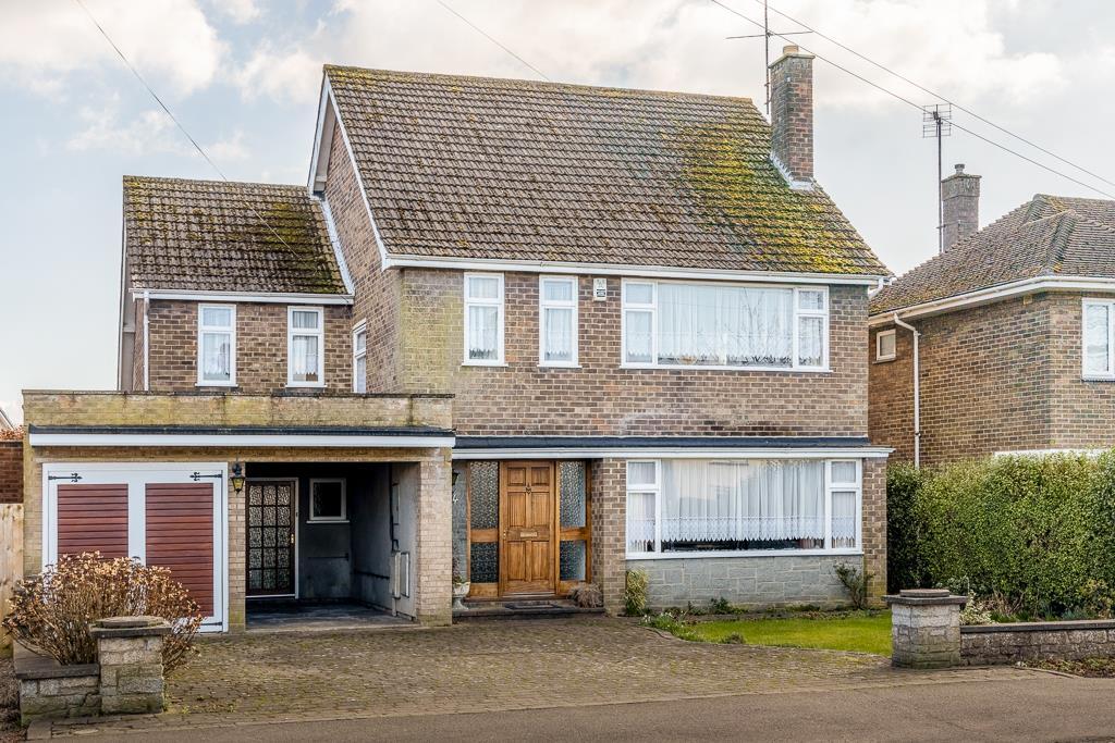 104 Halmer Gate (Spalding)-2.jpg