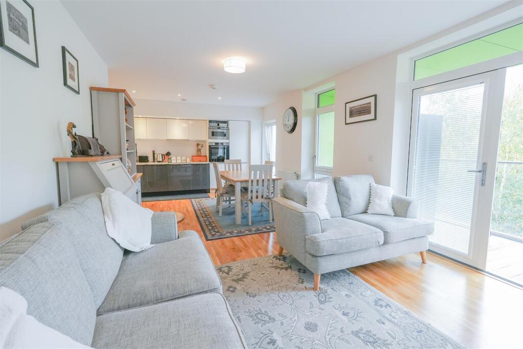 Lakeside Drive, Park Royal, London