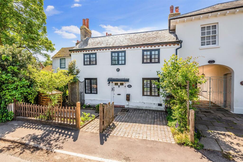 PARK COTTAGE- (20).jpg