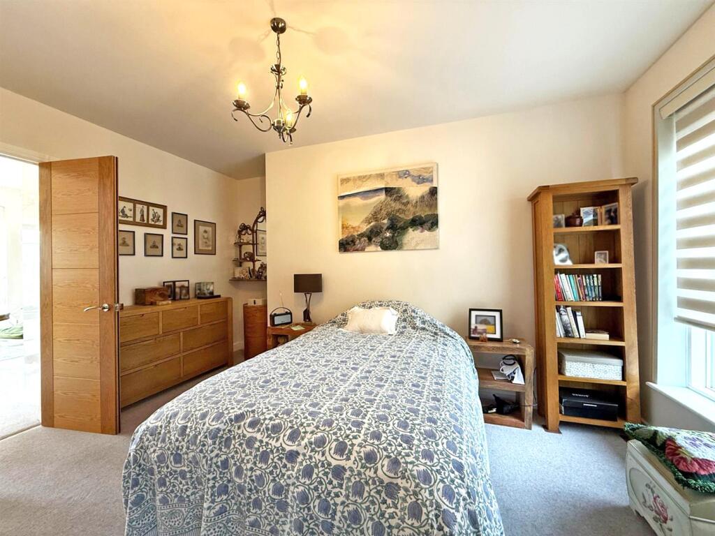 thumbnail_image2 (2).jpg