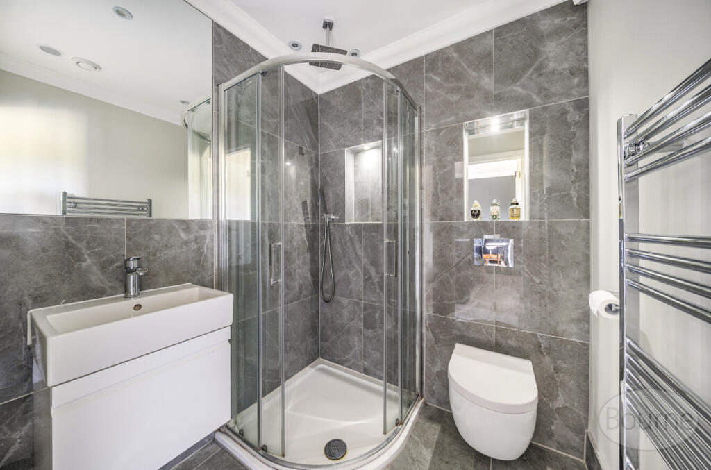 8d06041f-4f86-4c7...