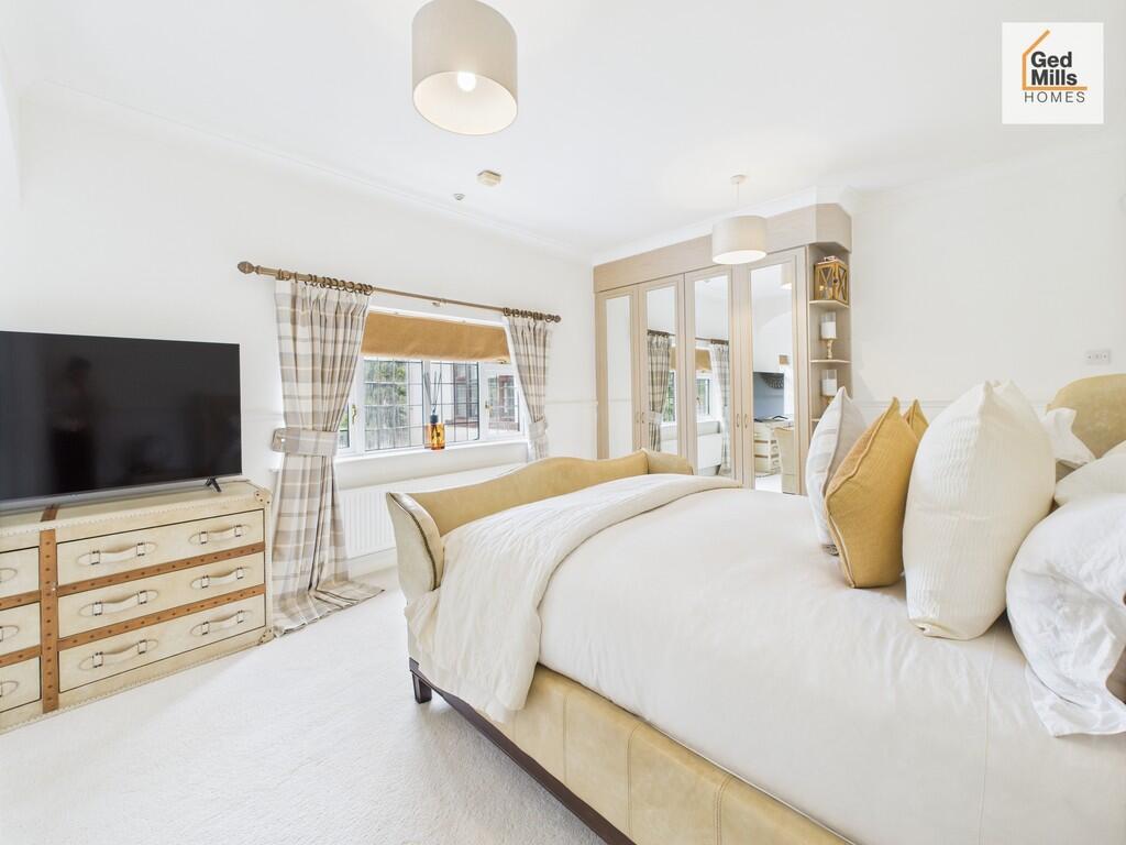 CAM04261G0-PR0080...