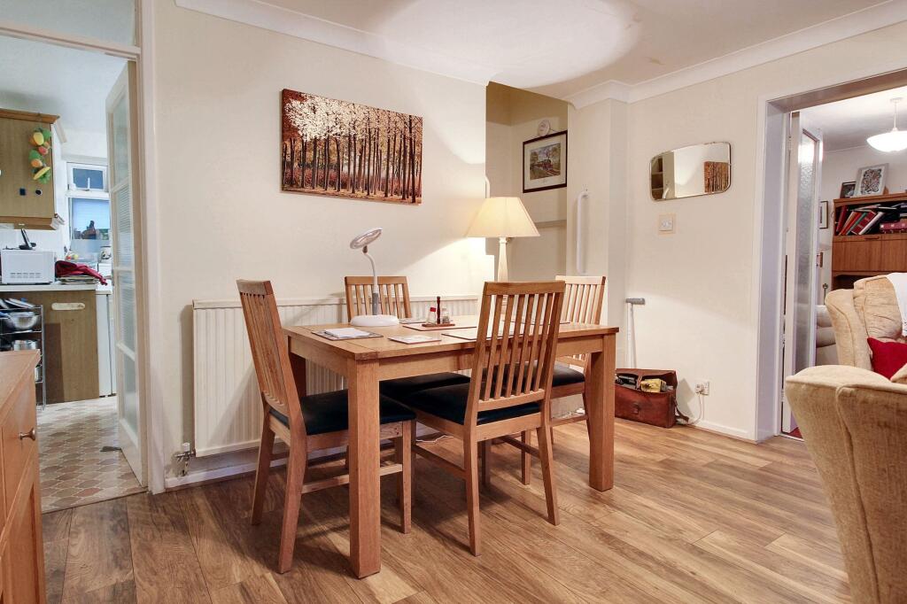 Lounge / dining room