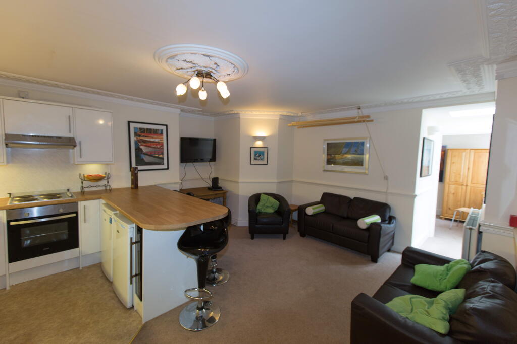 4157_Garden Flat, 6