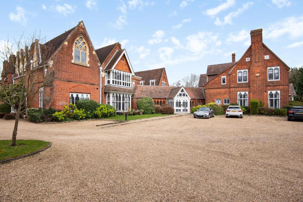 Bridgeman Drive, Windsor