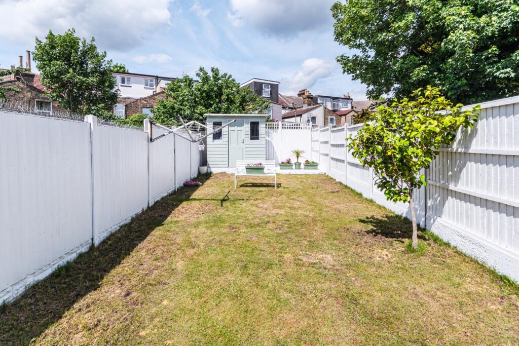 11-NUTFIELD-ROAD-19