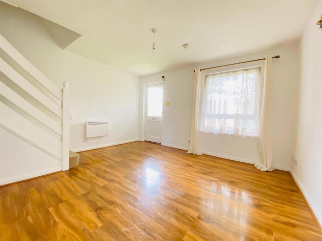 16 ardent close 3.jpg