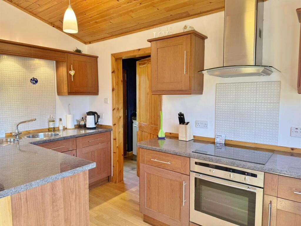 Kitchen to utility