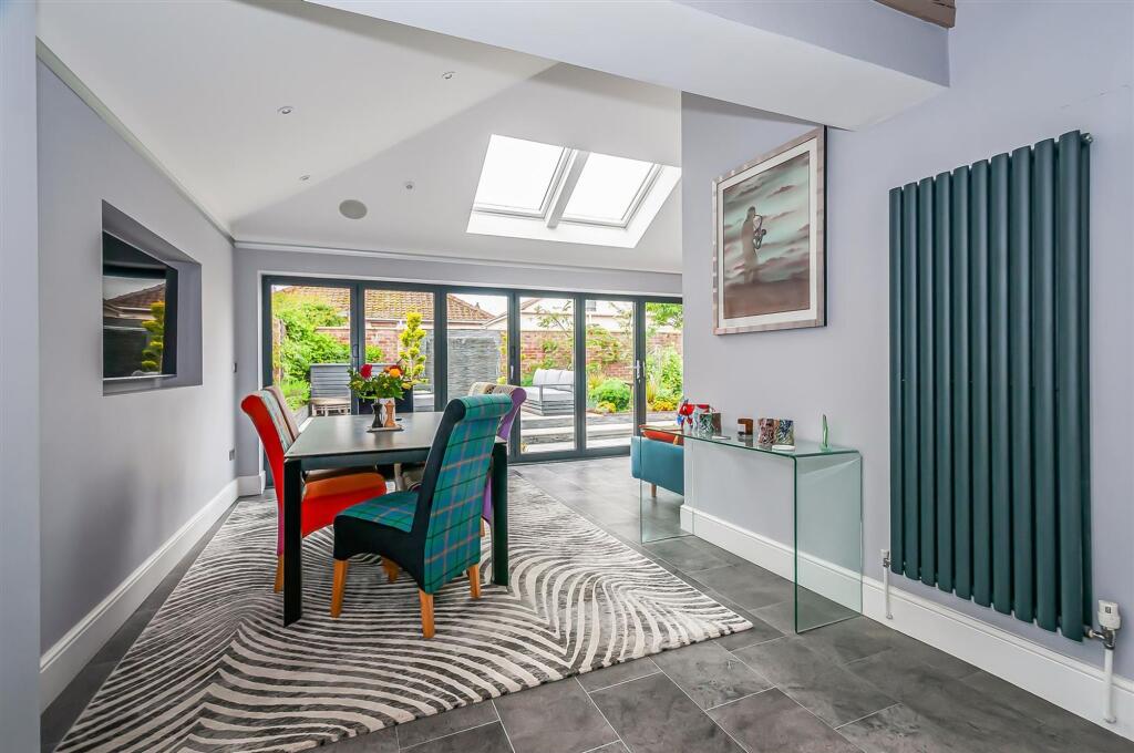 KITCHEN/DINING/ LIVING ROOM