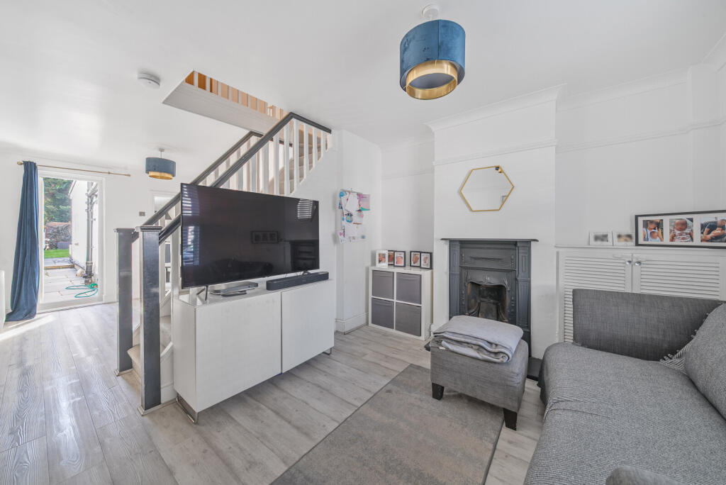 1359611-16-68da7b...