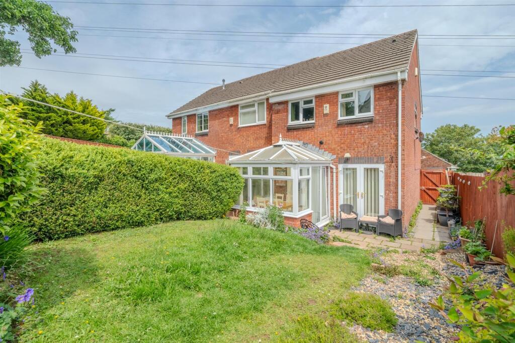 34 Pant Gwyn Close-19.jpg