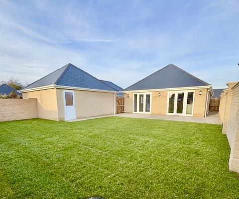 example garden image (Plot 9 shown)