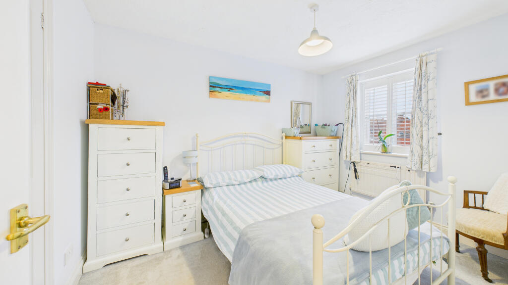 CAM04968G0-PR0086-STILL017