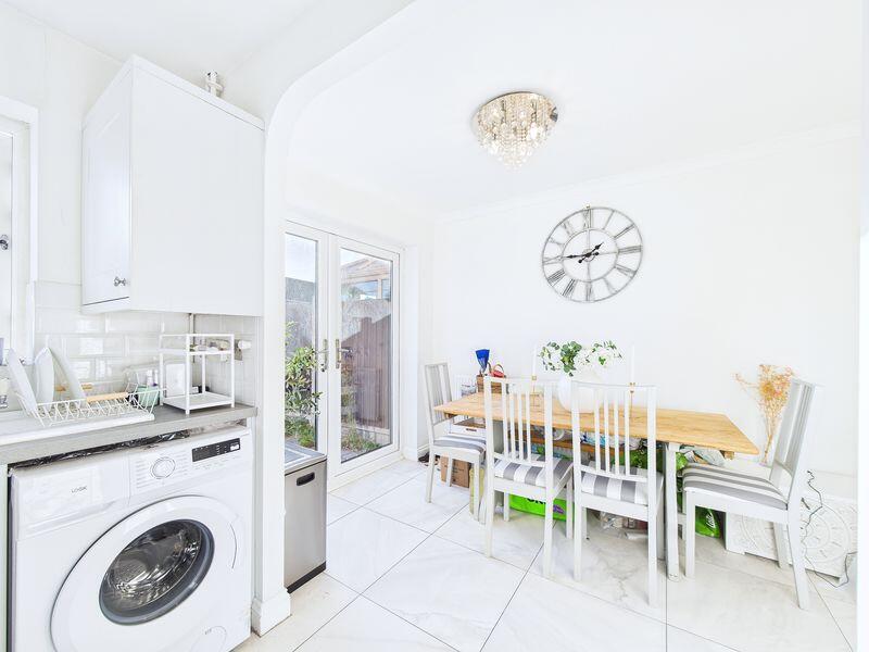 Lavender Close, South Ockendon