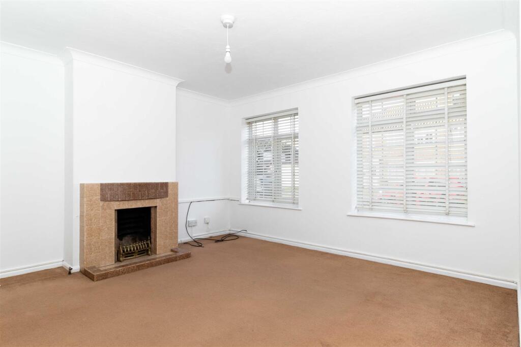 Gaisford Close-03.jpg