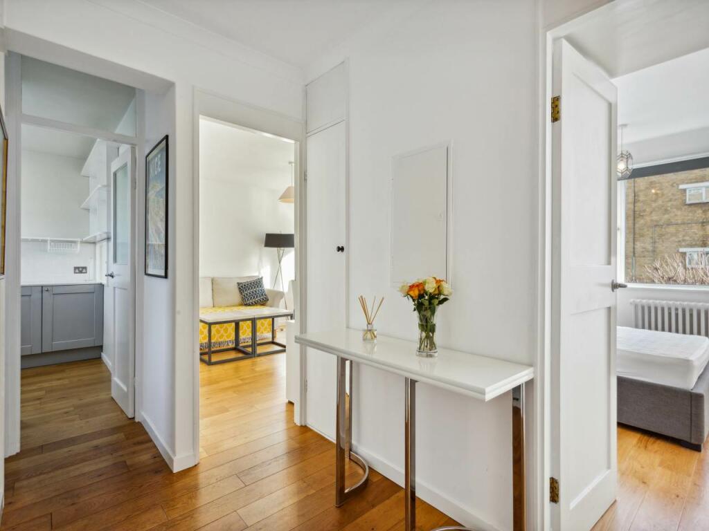 6 Gilbert House, Chu