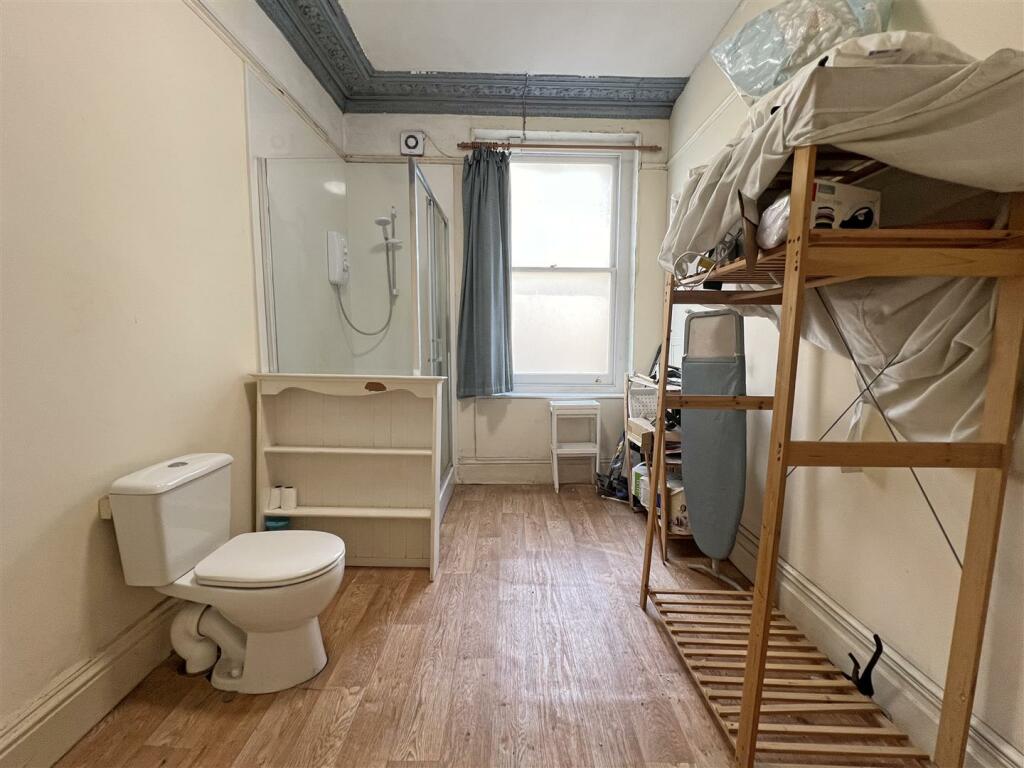 7 - HMO Maisonette for Auction, Bristol.JPG