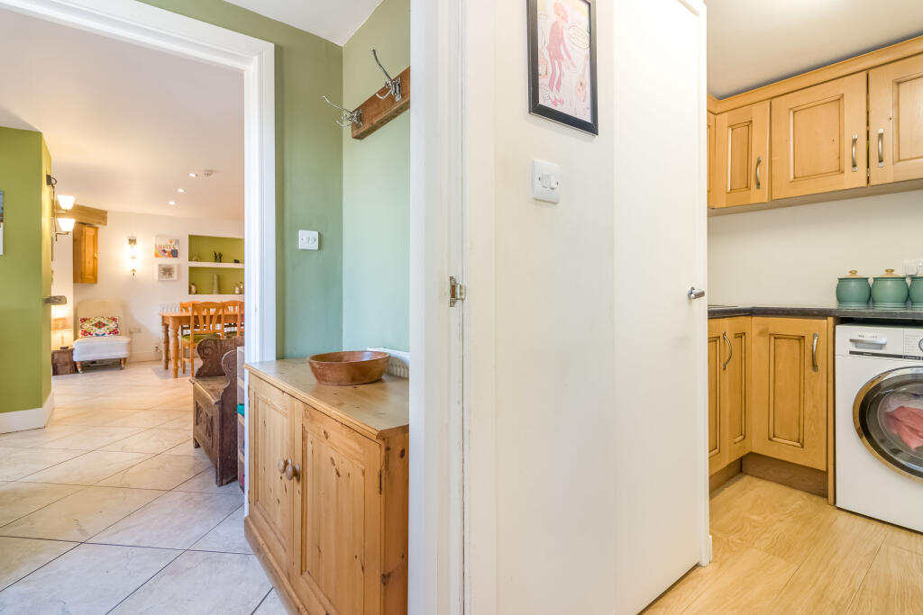 Rear Entrance Hall/U