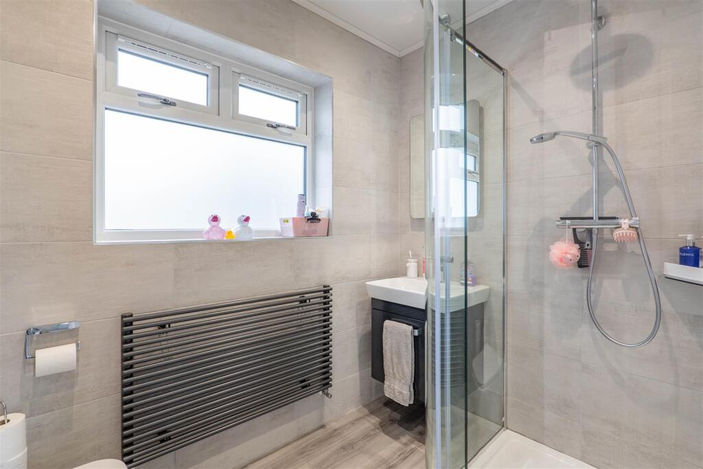 Master Bedroom Ensuite