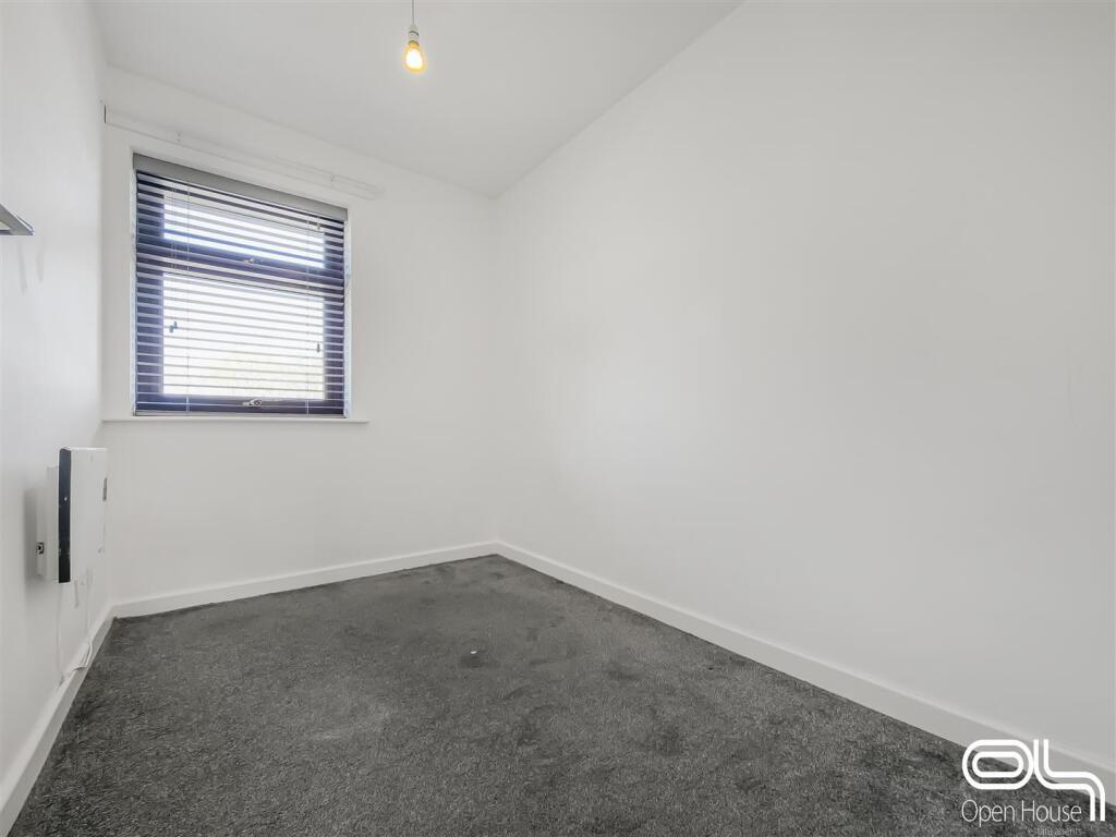 Willow Court, Swadlincote (11).jpg