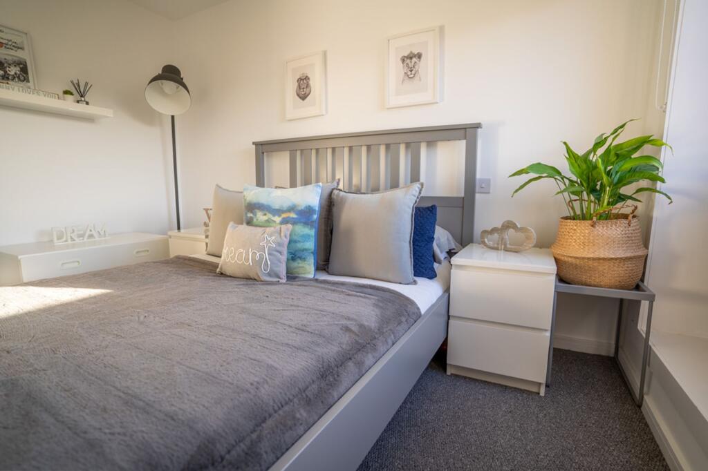 Main Bedroom