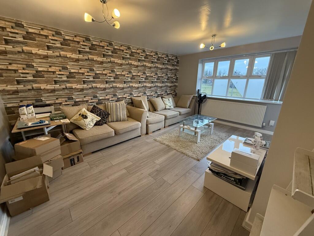 Photo 18-02-2025,...