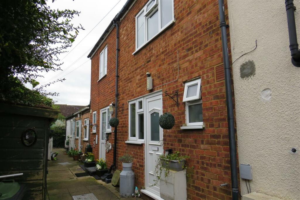 Front Aspect