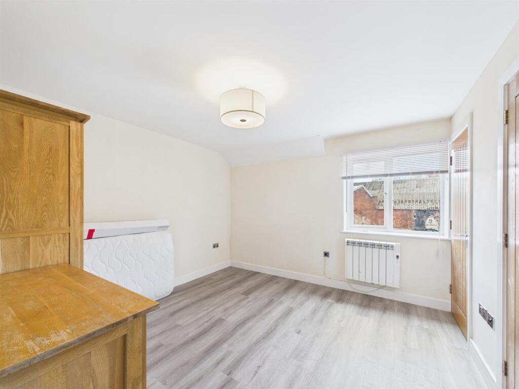 8 - Modern Block of 12 Flats for Auction, Bristol.