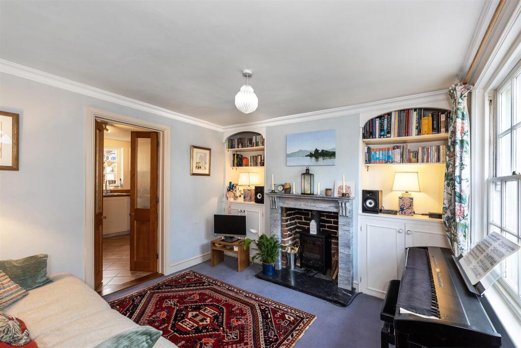 10 Rose St, TN9 2BN 003.jpg