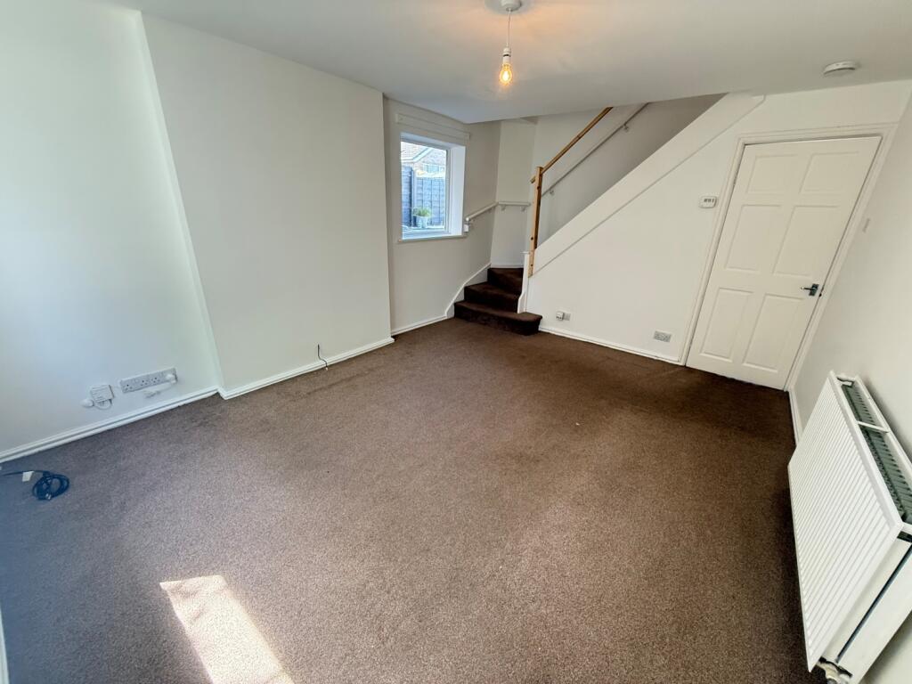 Living room (2)