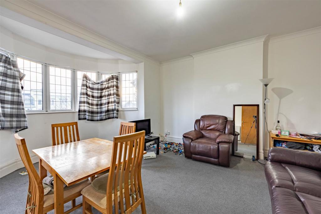 Lounge Flat 2