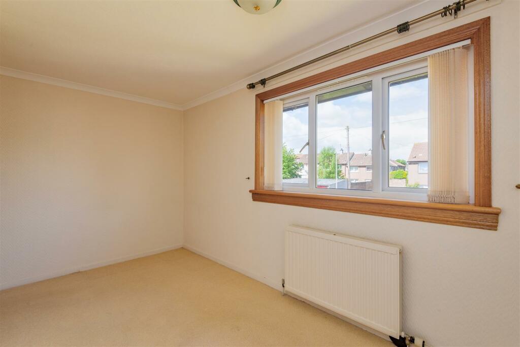 20 Hamilton Place Glenrothes-6.jpg