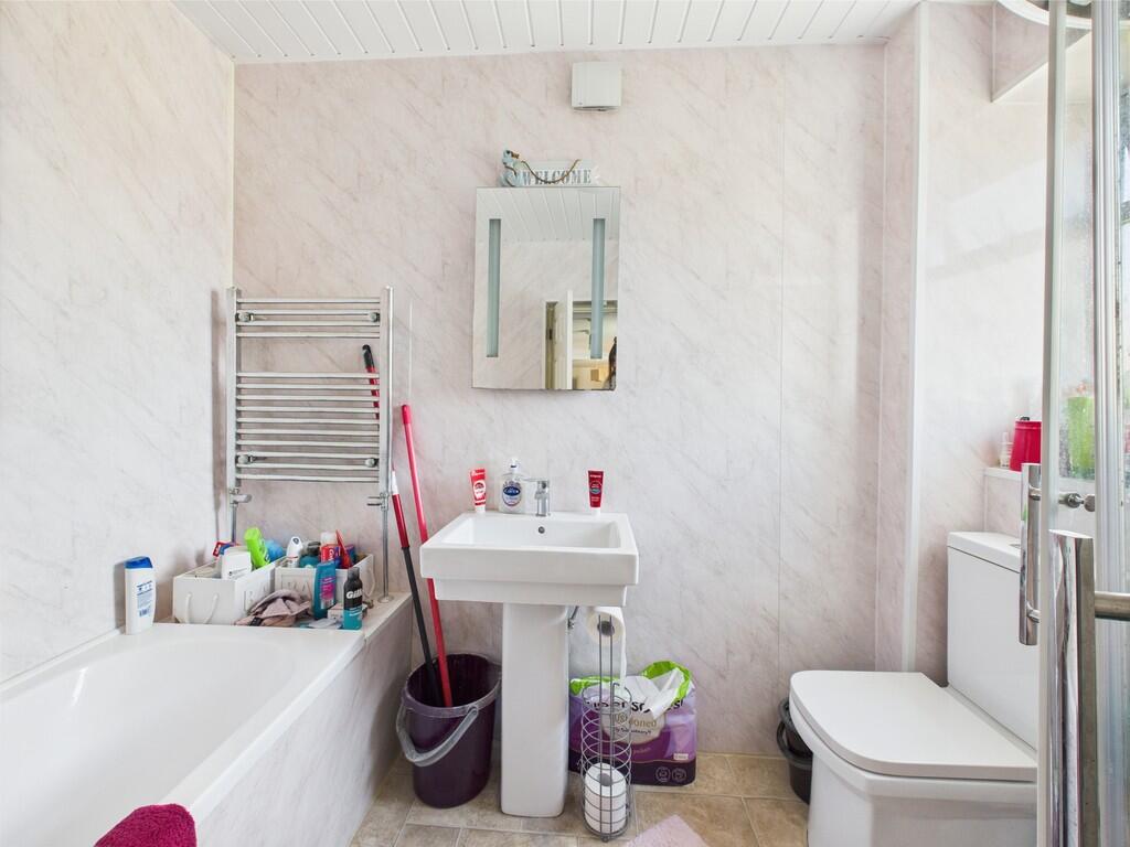 CAM03974G0-PR0149...