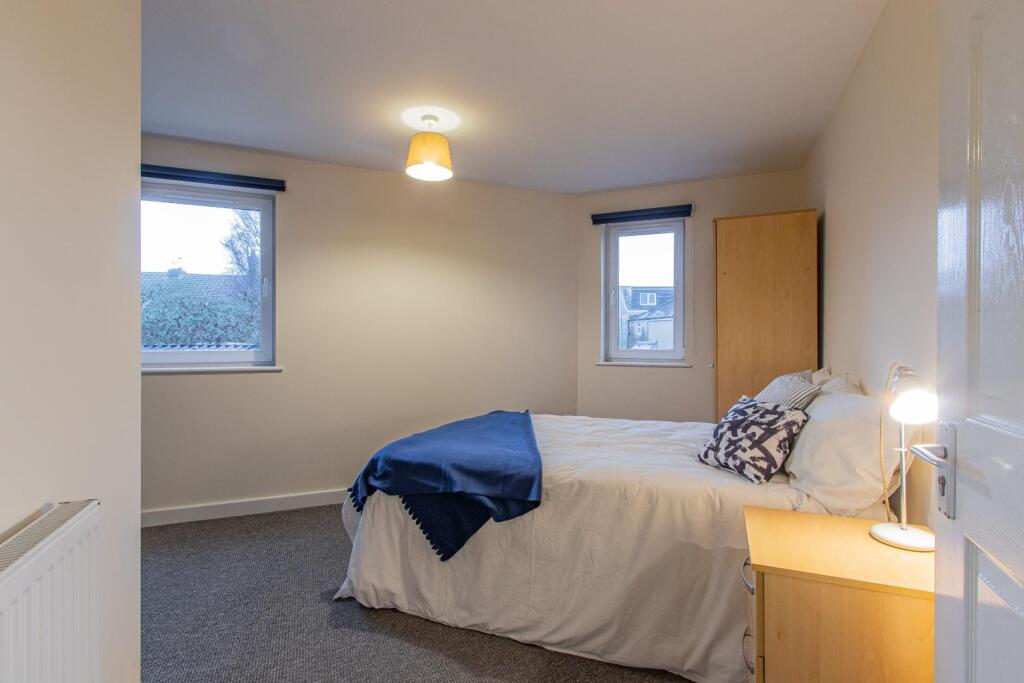 Miskin Street 114 NEW-11.jpg