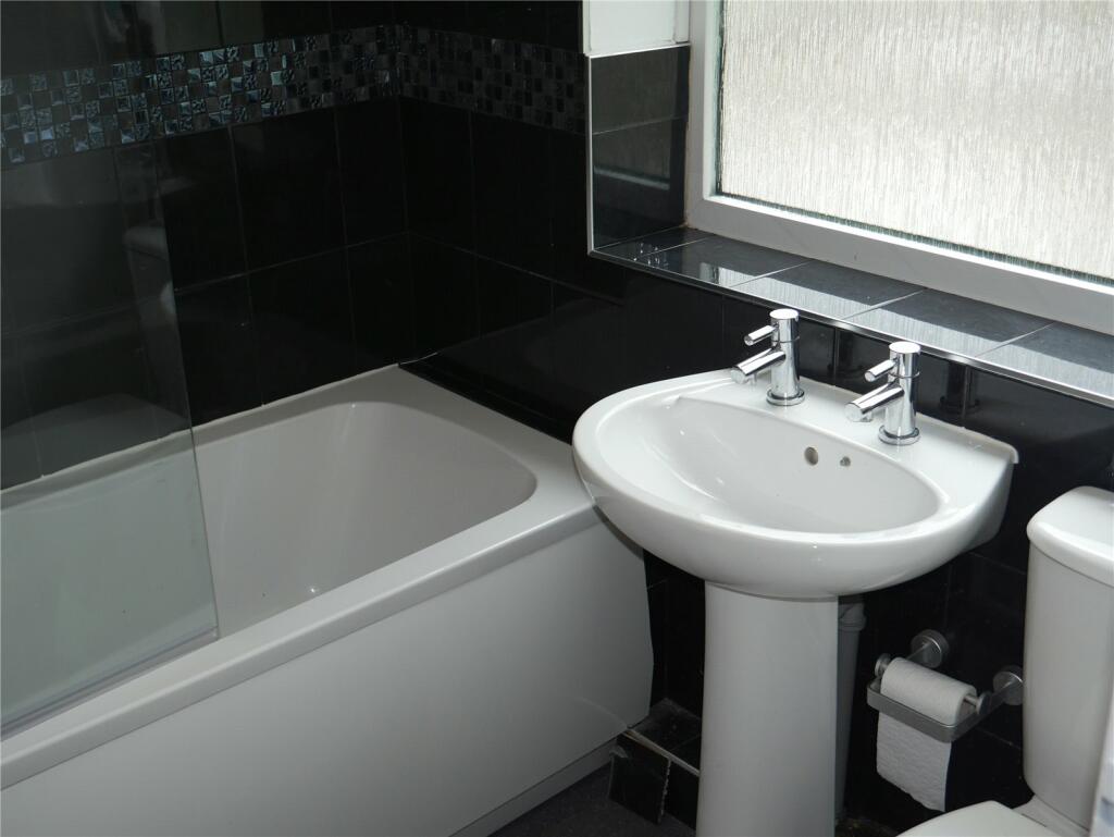 Picture 4