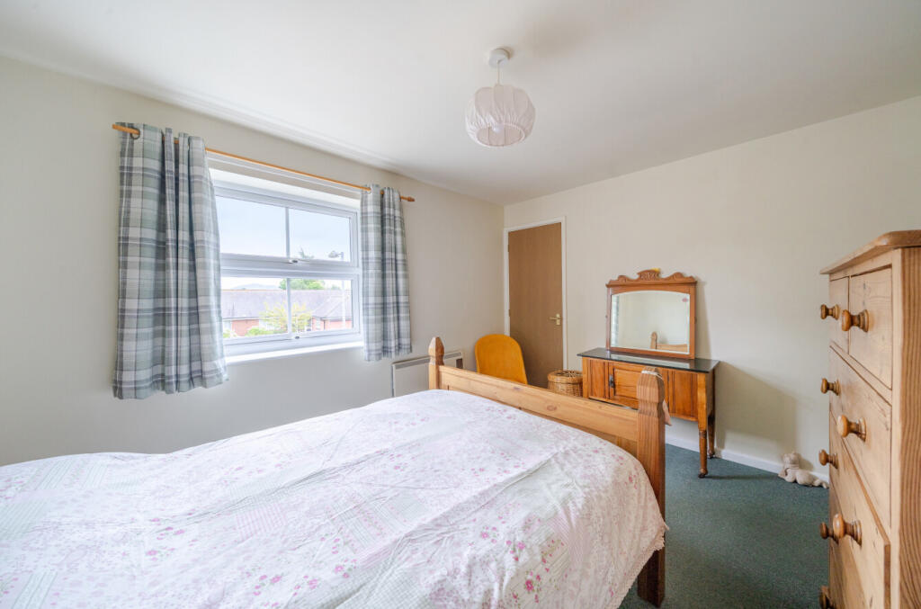 1343565-3-68a5f4e...